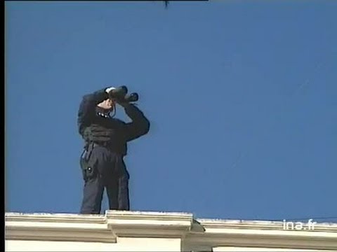 Archive télévisée : L'affaire des paillotes : le préfet Bonnet, l'incendie, le procès