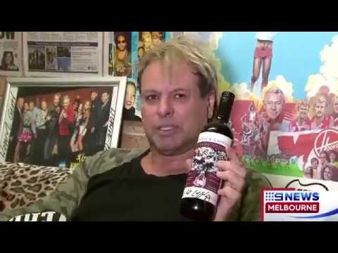 FUNNY - Warwick Capper Speaks About Jeremy Howe's Mark