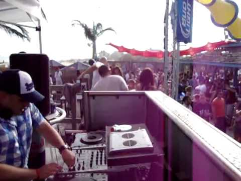 Amoroso @ Neptune Beach Club (Hamptons, NY) w/Dirty Dozen MDW Sunday May 29, 2011