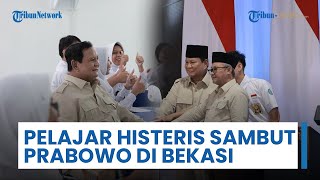Lautan Putih-Biru Histeris Sambut Presiden Prabowo saat Iring-iringan Mobil RI-1 Masuk SMPN 4 Bekasi