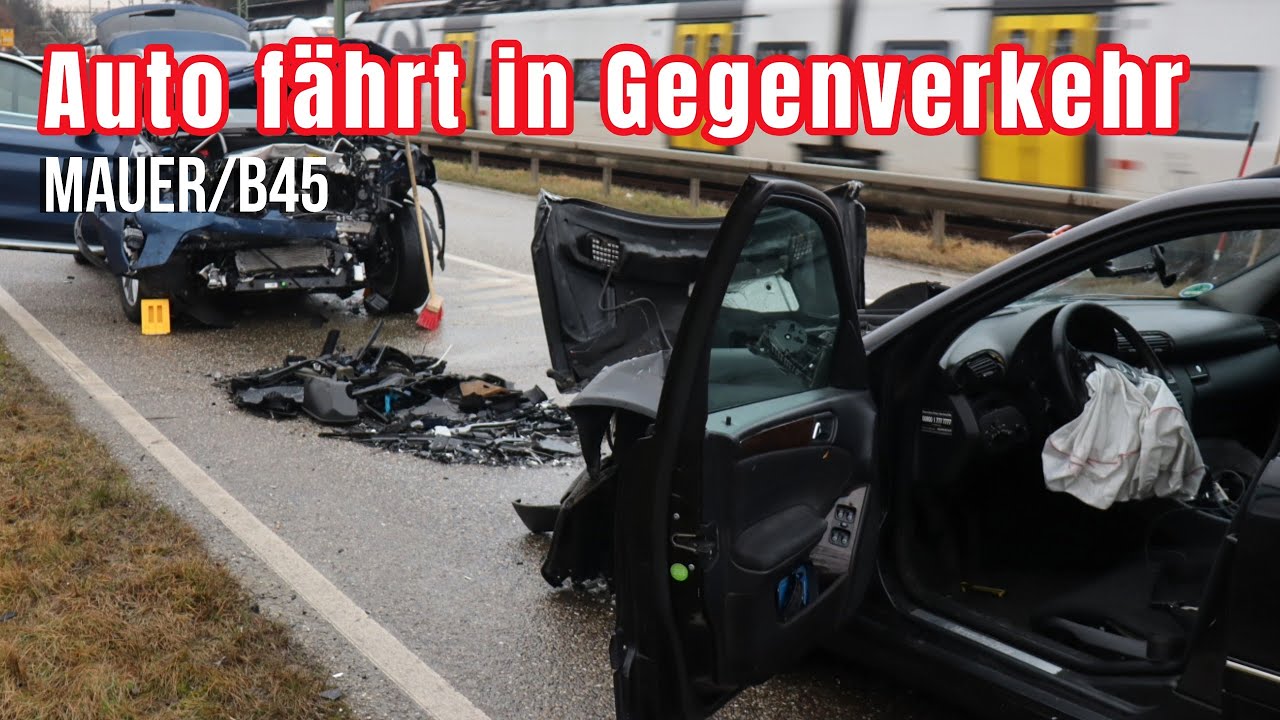 Frontalunfall auf der B45: Vier Personen verletzt, Fahrzeug geriet in Gegenverkehr