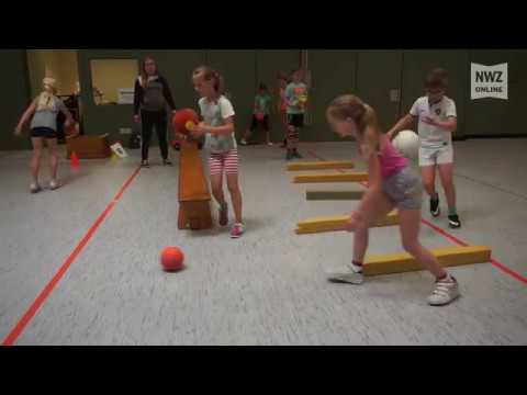 Erstes Faustball-Schulevent des TV Brettorf