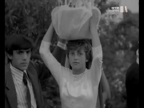 Cortejo dos Tabuleiros na Meia Via - Torres Novas - 1973