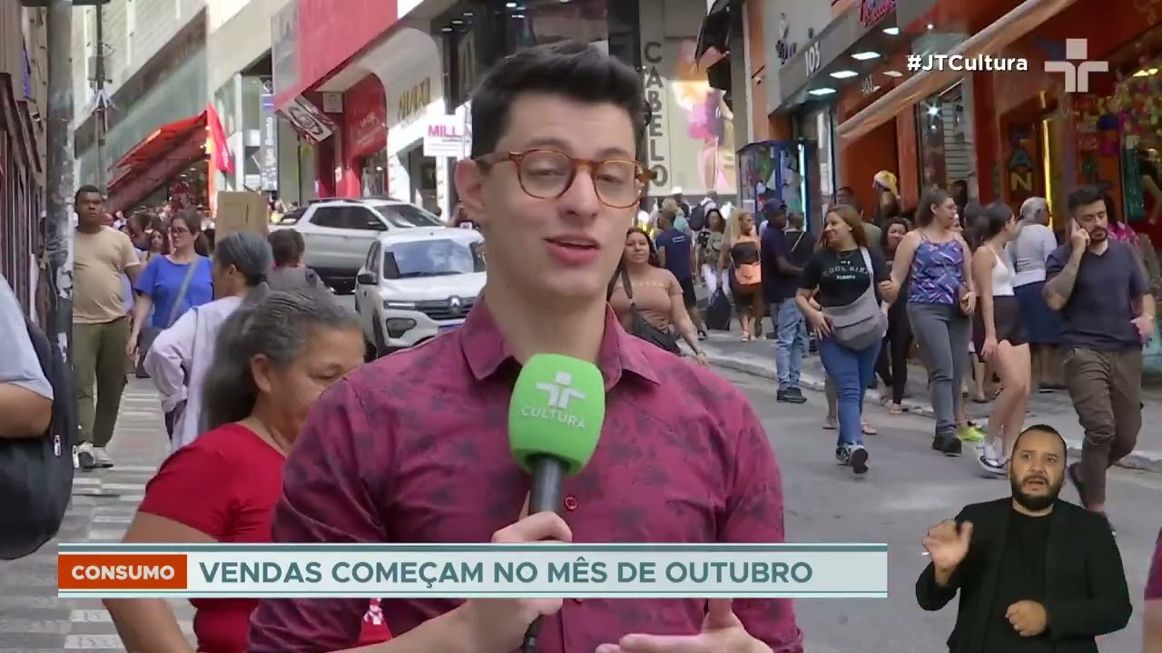 Corrida por presentes movimenta centros de compras populares em São Paulo