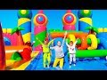 Vlad Y Nikita En La Casa De Rebote Más Grande Del Mundo Para Niños