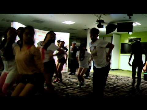 120921 KPOP Dance Off Vol 27: EvoL - We're A Bit Different