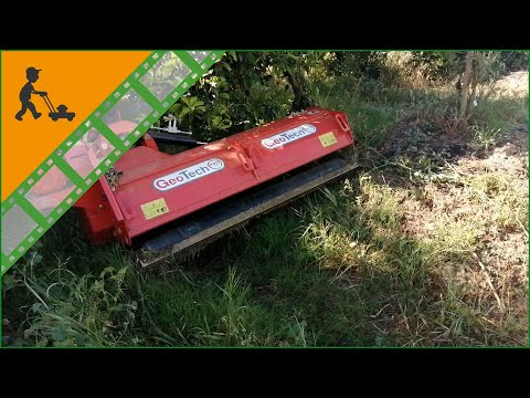 Funktionsvideo - Seitlicher Böschungsmulcher mit Arm für Traktor