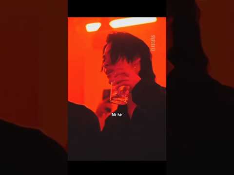 Also Ni-ki holding Jake’s arm😭😭😭😭😭🥹🥹🥹#jake #niki #enhypen