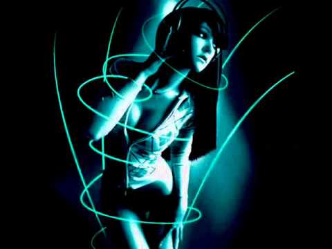 Contras feat. Joan Kolova - La Luna