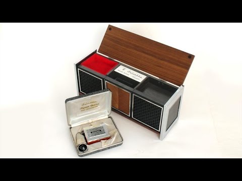 MICRO transistor radio with SPEAKER BOX! EXCELLENT, at collectornet.net