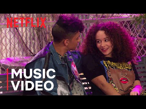 'This is Me No Faker' Music Video 🎤 Family Reunion | Netflix After School