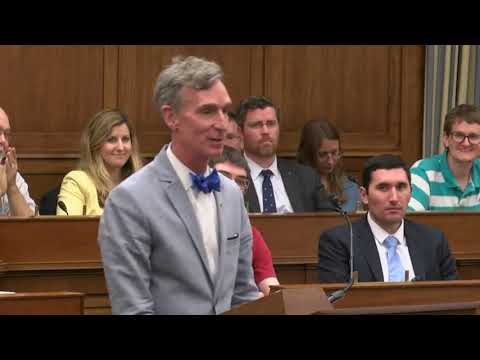 Planetary Society CEO Bill Nye Advocating for a Europa mission to Congress