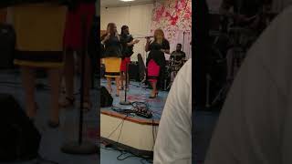 Lisa Knowles-Smith &amp; The Brown Singers in Marion,SC "What He's Done For Me"