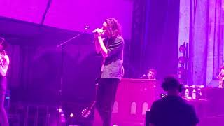 Hozier covers Say My Name