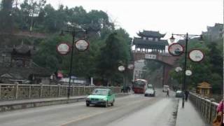 preview picture of video 'Fenghuang Ancient City 鳳凰古城 - 鳳凰橋上遠眺 day 4 - 10 ( China )'