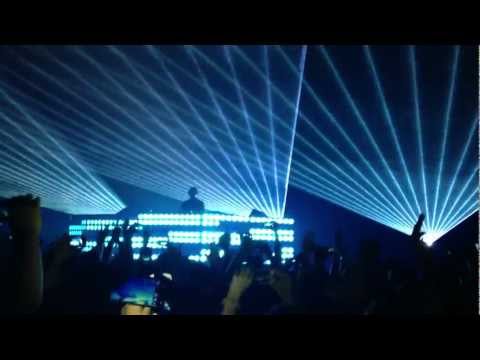 [HD] Tiesto College Invasion Tour 2-25-13  - Sands Bethlehem - Sweet Nothing - Laser Show