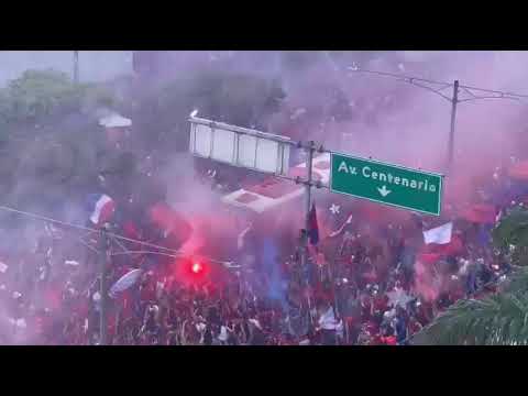 "LOCURA EN MEDELLÍN - Así fue la llegada de Medellín al Atanasio Girardot - 29/06/2025" Barra: Rexixtenxia Norte &bull; Club: Independiente Medellín