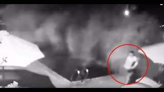 Download lagu Detik-Detik Tsunami Anyer Banten Pantai Carita dari Rekaman CCTV mp3 Download lagu Detik-Detik Tsunami Anyer Banten Pantai Carita dari Rekaman CCTV mp3