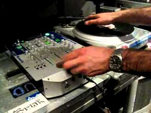 SecondHand cut session Turnstyle Records - TURNSTYLE TV