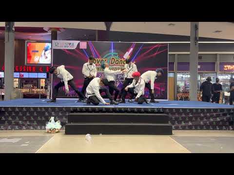 Exzeed cover Enhypen - Fever @Robinson Sakon Cover Dance 2022