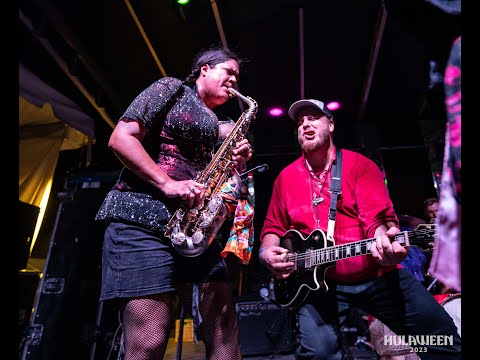 Sneezy - Fat Girlfriend - Live at Hulaween 2023