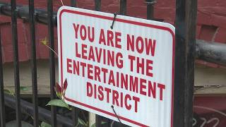 Eureka Springs, Ark., begins trial run of permanent entertainment district