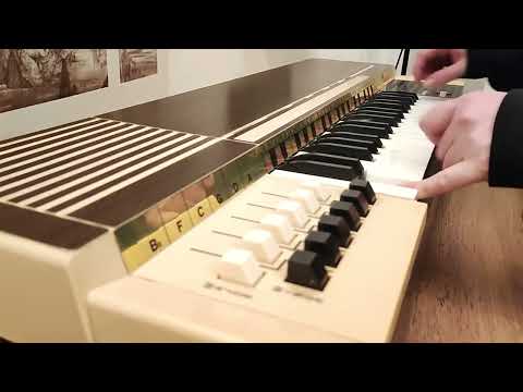 Orgue électrique vintage Bontempi Electric Chord Organ avec boîte d'origine