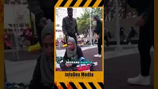 Download lagu Bangladeshi man seduces Indonesian woman and gives her money mp3