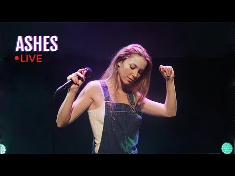 Ashes - Romy Wave (🔴LIVE)