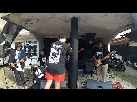 Thread Needle - Uncertainty Live at NOD Showcase 20/02 2004