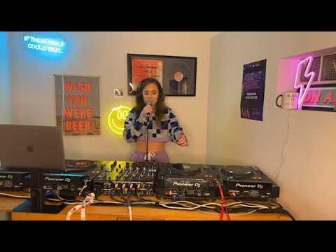 AmyElle Twitch 03 16 2022