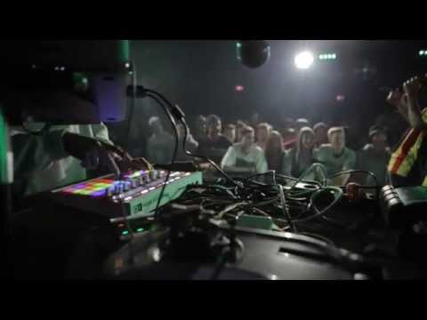 Simdal & Main Moe als Support-Act bei Joey Bada$$ (04.12.14 Bi-Nuu Berlin)