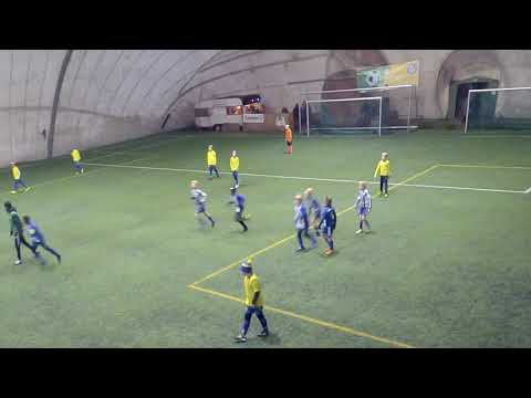 Talviliiga 21.12.19 P08 Gnistan Keltainen2 - HJK East Sininen