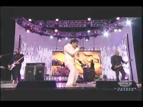 Weezer - The Greatest Man That Ever Lived (Live on Spike)