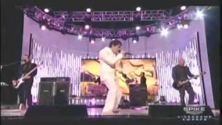 Weezer - The Greatest Man That Ever Lived (Live on Spike)