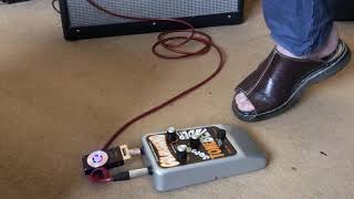 Video thumbnail for Colorsound Jumbo Tonebender - 1978 (3) by The Voodoo Guru