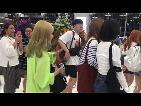171230 WekiMeki at Suvarnabhumi airport back to Korea