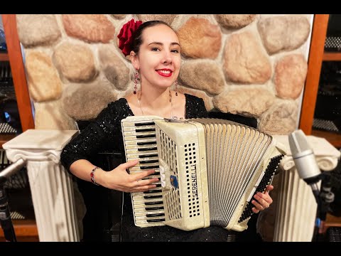 5700 - Ivory Serenelli 74 Piano Accordion LM 41 120 $699