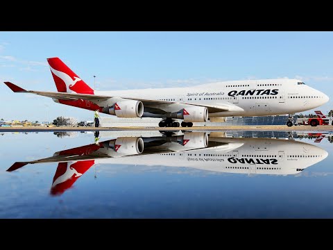 Onboard the Qantas Queen of the Skies - Boeing 747-400 ER - Sydney to Melbourne  in 4K Video