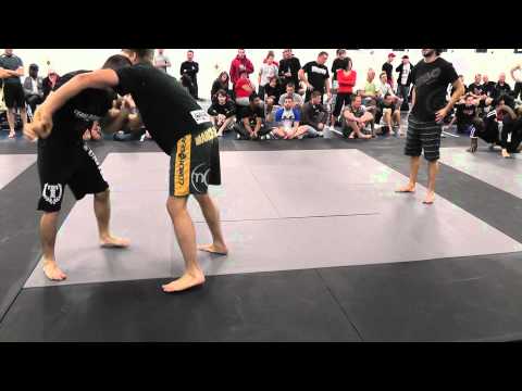 Louis Bernard-D. vs Jonathan Chiera - Montreal Grappling Grand Prix - Div II -155 - Round Robin