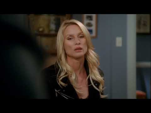 Karen Finds Out Edie Has A Son - Desperate Housewives 5x19 Scene