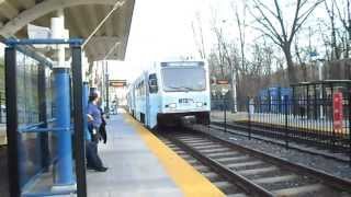 preview picture of video 'MTA Maryland: Baltimore Light Rail @ Cold Spring Lane'