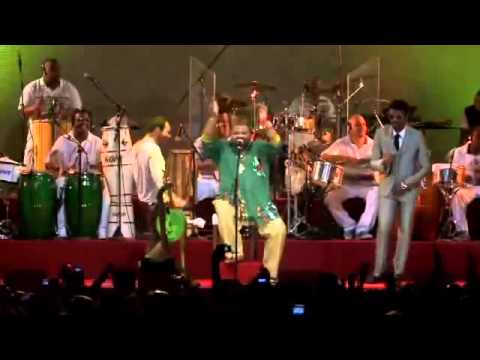 18 ARLINDO CRUZ BATUQUES DO MEU LUGAR SUINGUE DO SAMBA DVD AO VIVO