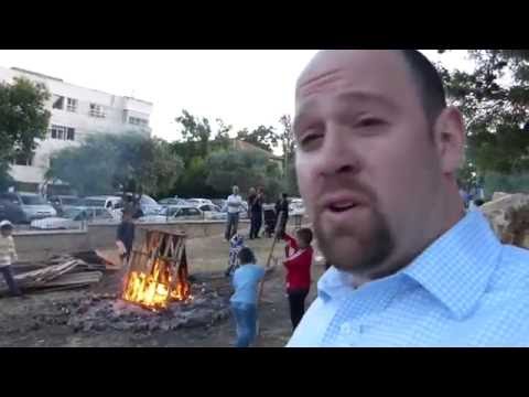 Lag B'Omer: Israeli Kids Make Fires