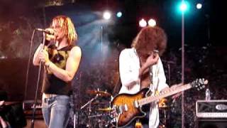 Download lagu eddie van halen playing jump at his house mp3