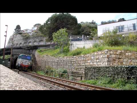 IC 745 con doppia E656 in transito a Diano Marina