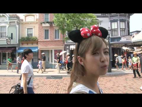 f(x) Victoria's HongMa Travel Episode [13] - Disneyland Shopping
