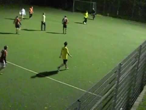 Winterliga: LinksVerweser Interruptus Connection - Höttges' Erben 4:2 (2:0)