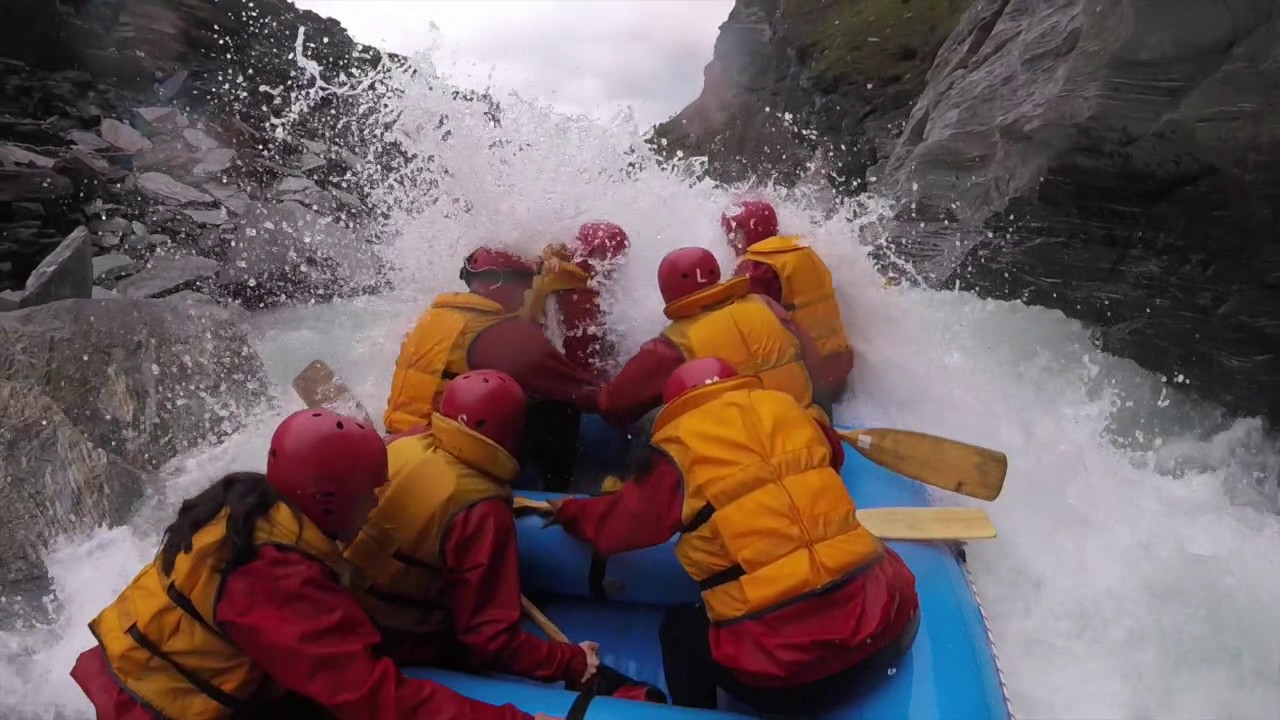 Join on a thrilling white water rafting on Shotover River NZ.