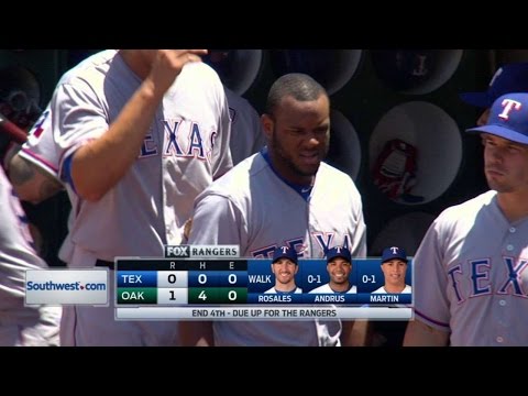 TEX@OAK: Alberto fields deflection with bare hand